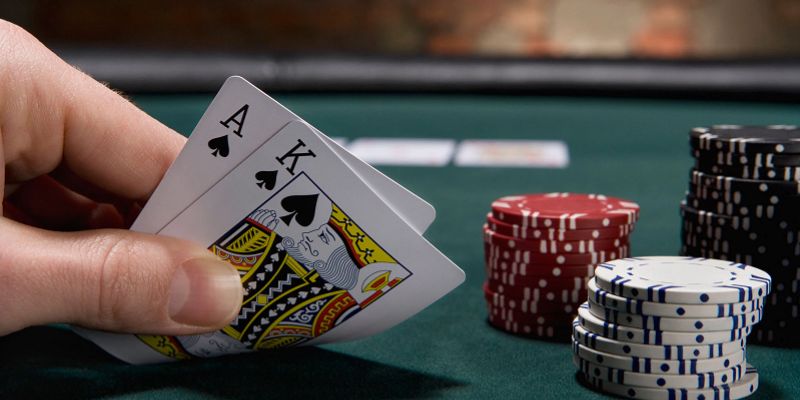 Poker – Chơi bài Poker trực tuyến