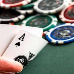 Trò chơi poker một đấu một đầy kịch tính