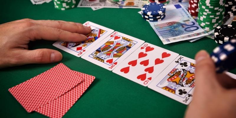 Baccarat online là gì?